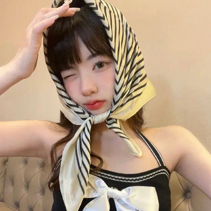 爱君如梦
